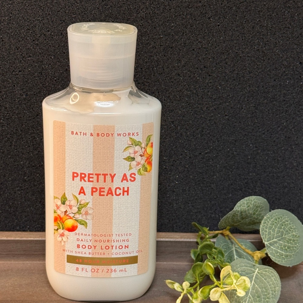 Bath and Body Works Pretty as a Peach Daily Nourishing Body Lotion 8 fl oz